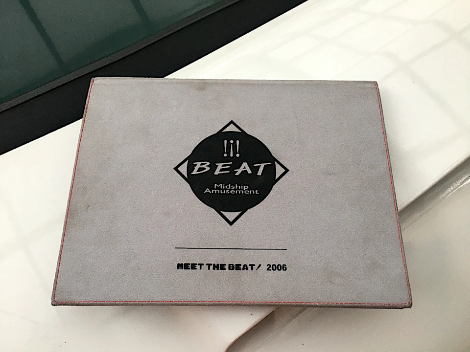 MEET THE BEAT! 2006の参加賞の車検証入れ